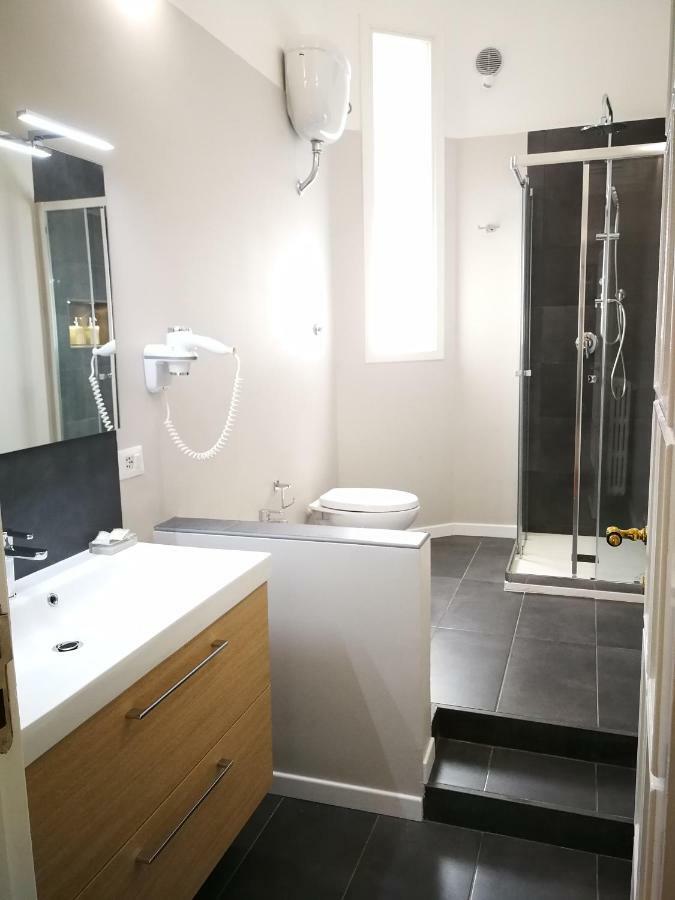 Carulli 69 - Flexible Check-In Apartments Бари Экстерьер фото