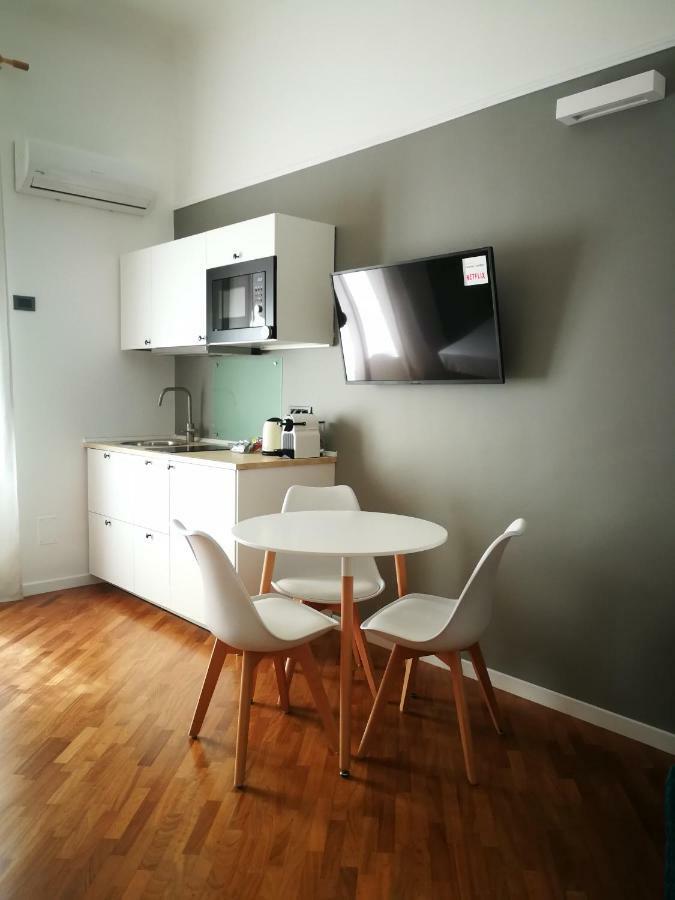Carulli 69 - Flexible Check-In Apartments Бари Экстерьер фото