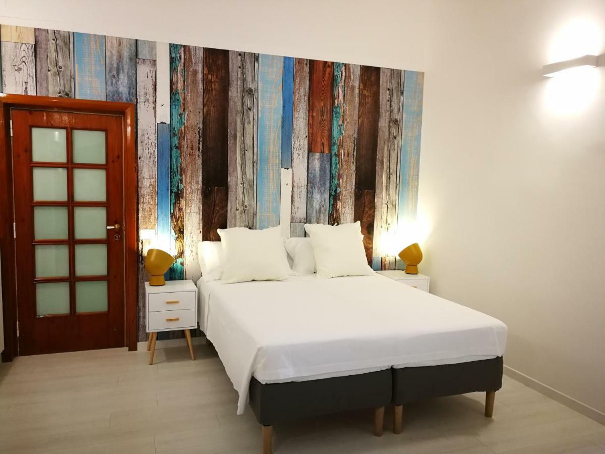 Carulli 69 - Flexible Check-In Apartments Бари Экстерьер фото